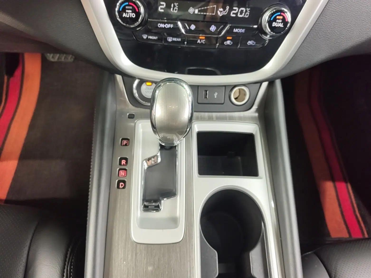 Nissan Murano 2021 2.5L XL Two-Wheel Drive Smart Connect Luxury Edition — миниатюра 21