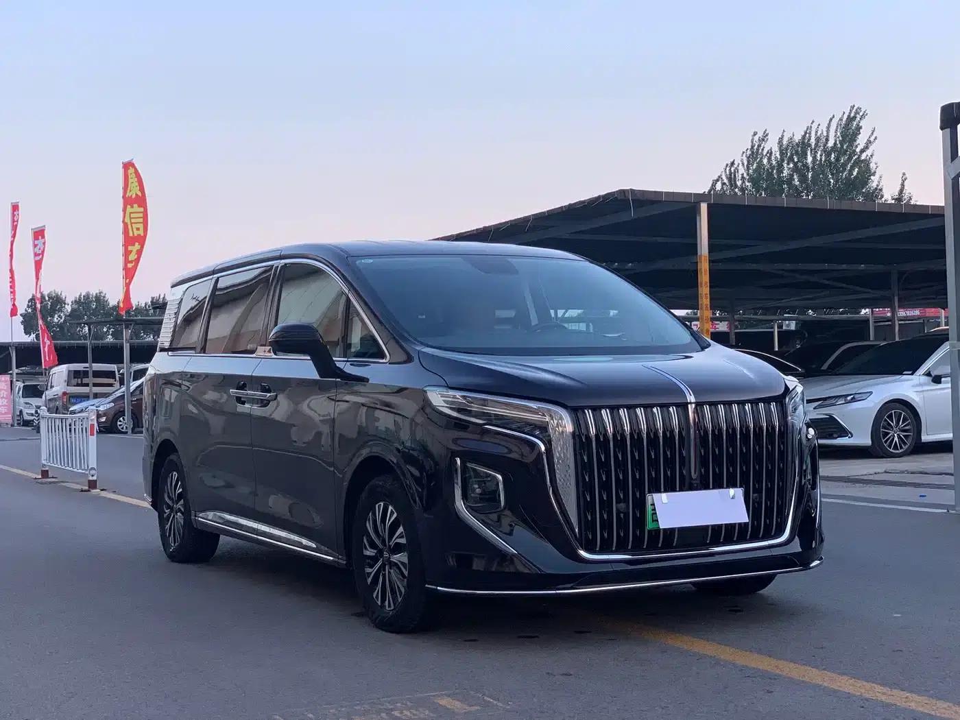 Hongqi HQ9 PHEV 2024 2.0T AWD Business Edition — миниатюра 3