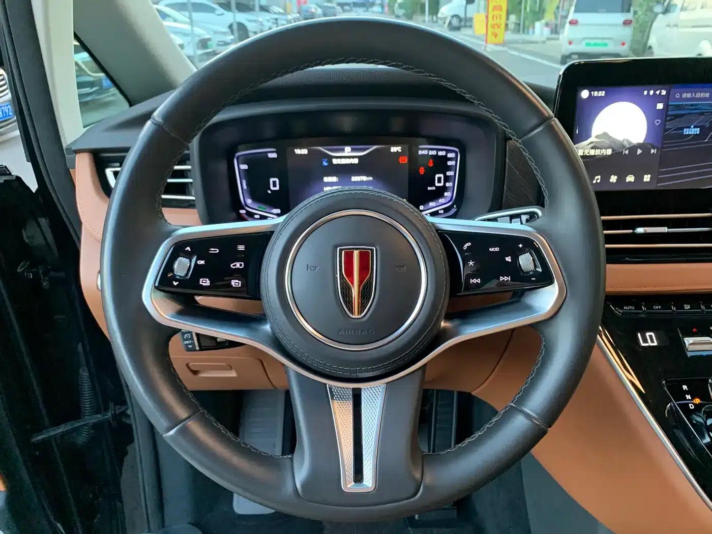 Hongqi HQ9 PHEV 2024 2.0T AWD Business Edition — миниатюра 9