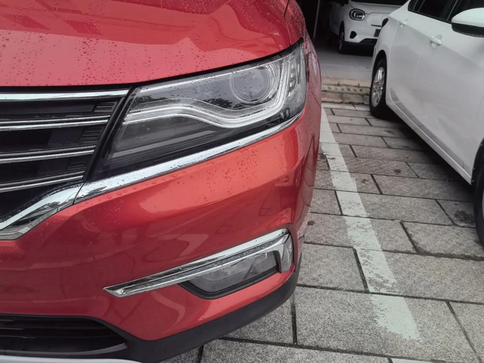Roewe RX5 2016 20T Two-Wheel Drive Automatic Internet Smart Edition — миниатюра 8