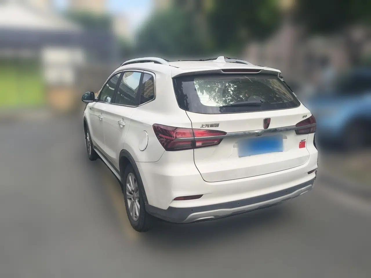 Roewe RX5 2016 20T Two-Wheel Drive Automatic Flagship Edition — миниатюра 4