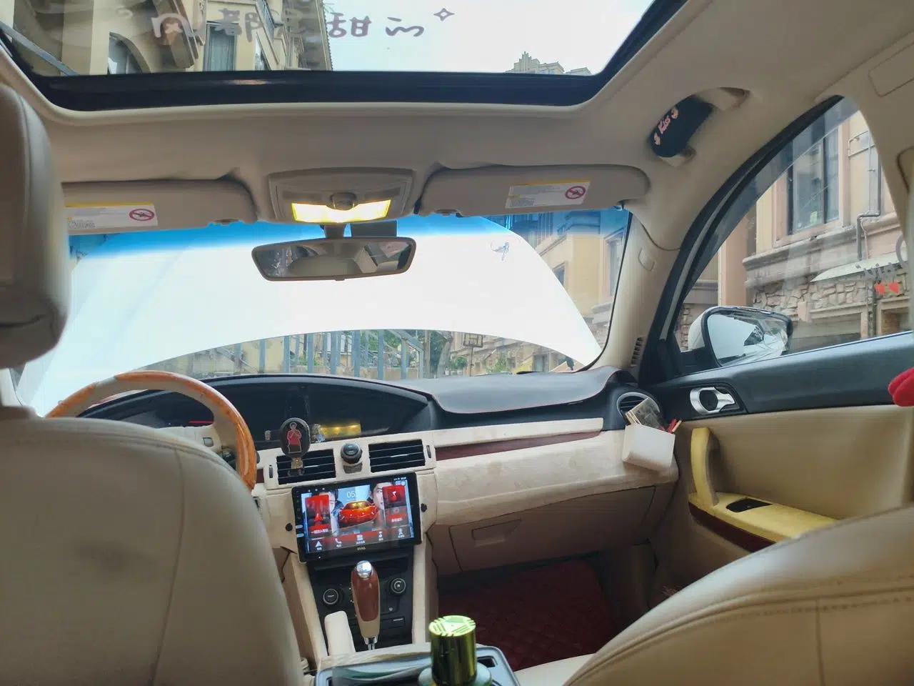 Roewe 550 2012 550 1.8L Automatic Value Edition — миниатюра 18