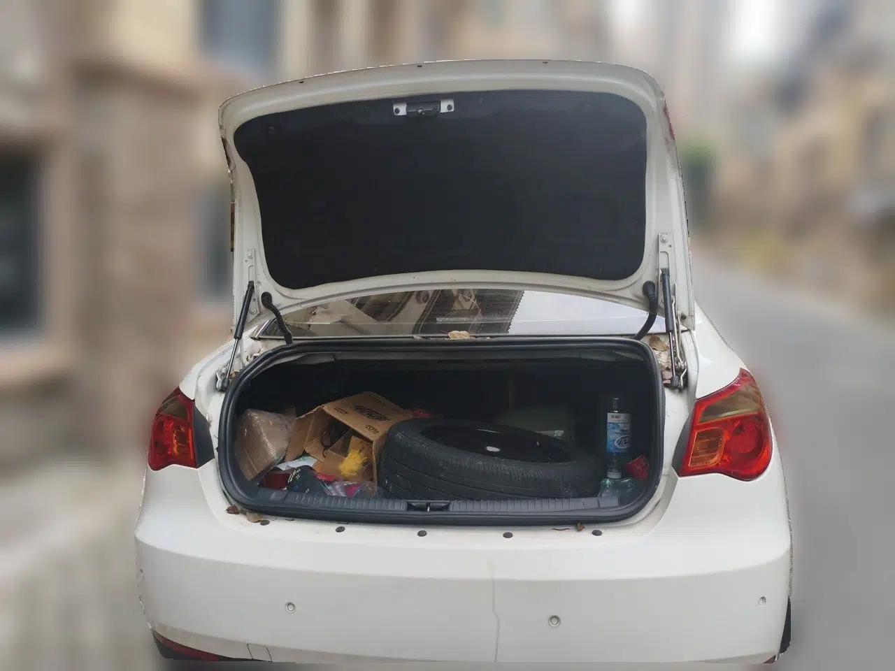 Roewe 550 2012 550 1.8L Automatic Value Edition — миниатюра 19