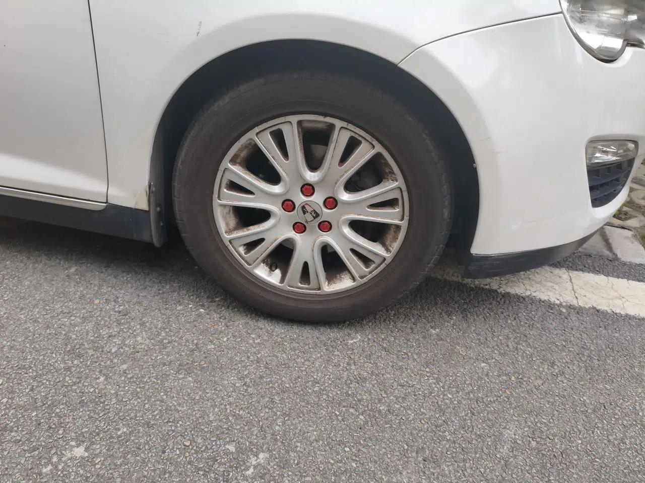 Roewe 550 2012 550 1.8L Automatic Value Edition — миниатюра 8