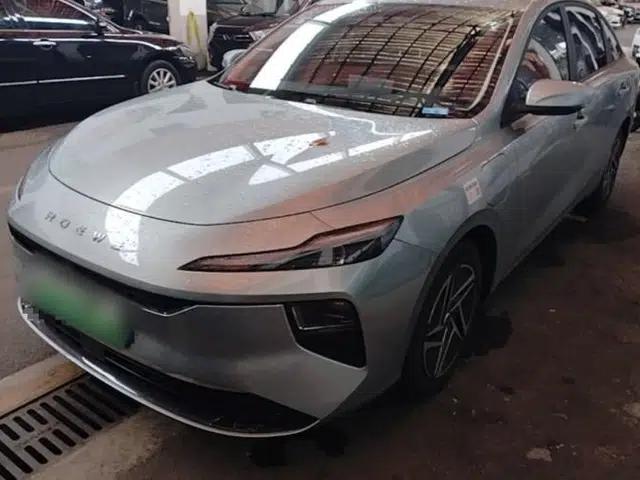 Roewe D6 2025 450 km Premium Edition