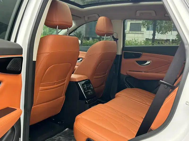 Jetour Mountain & Sea L7 2025 1.5TD DHT Comfort Edition — миниатюра 11