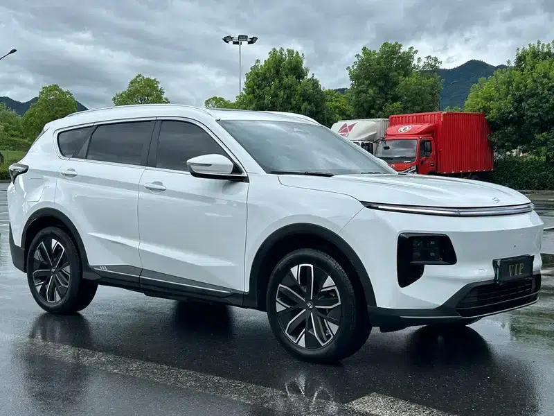 Jetour Mountain & Sea L7 2025 1.5TD DHT Comfort Edition — миниатюра 3