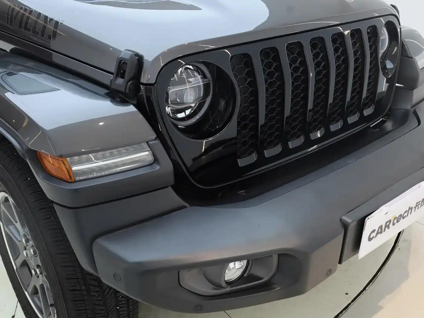 Gladiator 2022 3.6L First Edition — миниатюра 11