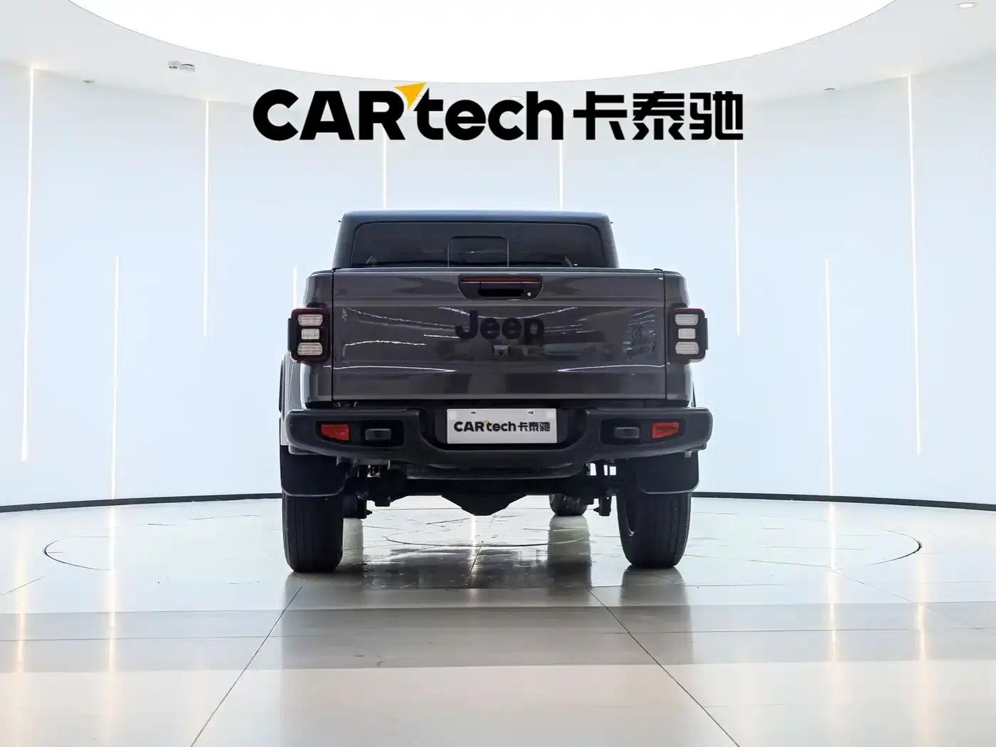 Gladiator 2022 3.6L First Edition — миниатюра 4