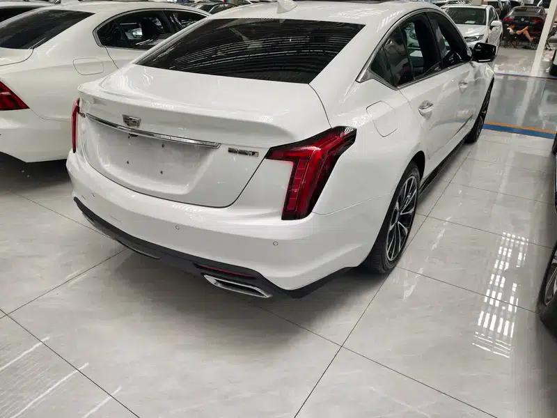 2022 Cadillac CT5 28T Luxury — миниатюра 3