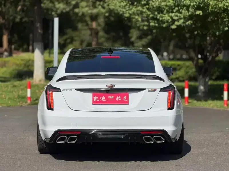 2022 Cadillac CT5 28T Luxury — миниатюра 5