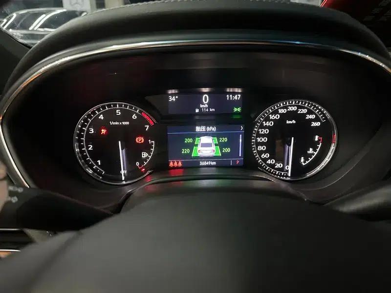 2022 Cadillac CT5 28T Luxury — миниатюра 9