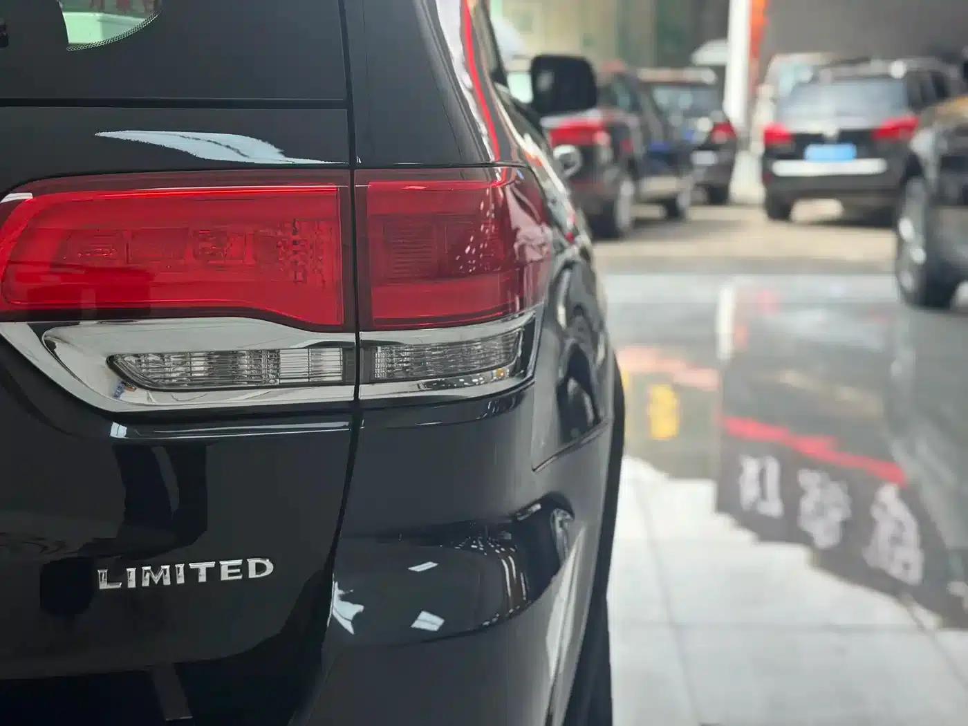 2015 Jeep Grand Cherokee (Imported) 3.0TD Diesel Comfort Navigation Edition — миниатюра 17