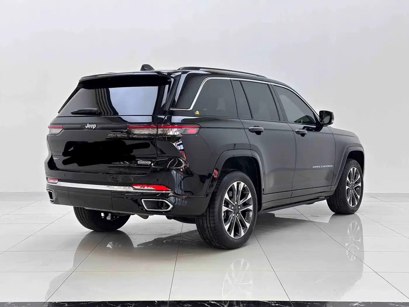 2023 Jeep Grand Cherokee 4xe Imported Model 4xe Peak Edition — миниатюра 3