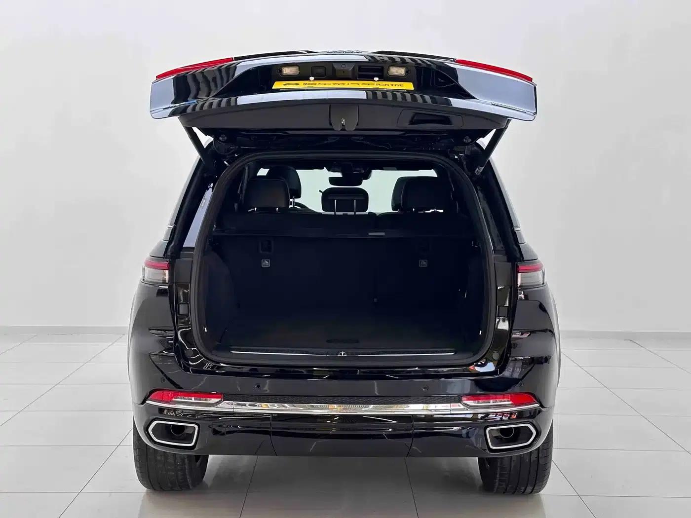 2023 Jeep Grand Cherokee 4xe Imported Model 4xe Peak Edition — миниатюра 8