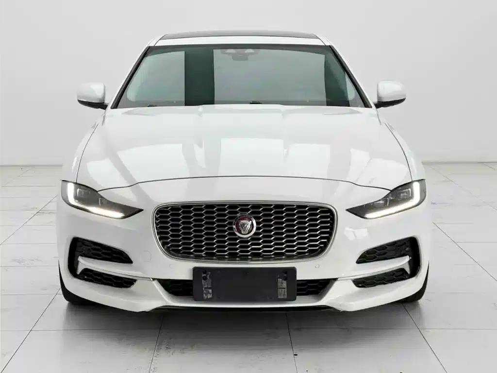 Jaguar XEL 2020 2.0T 200PS S Progressive Elegance Edition — миниатюра 1