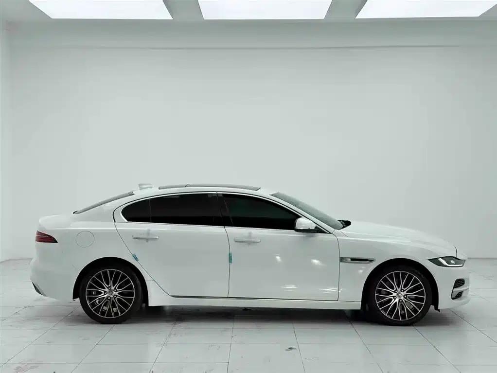 Jaguar XEL 2020 2.0T 200PS S Progressive Elegance Edition — миниатюра 12
