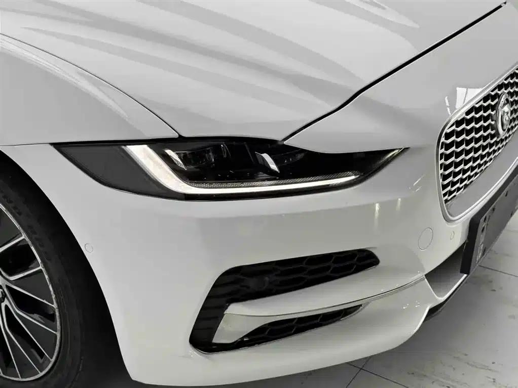 Jaguar XEL 2020 2.0T 200PS S Progressive Elegance Edition — миниатюра 9
