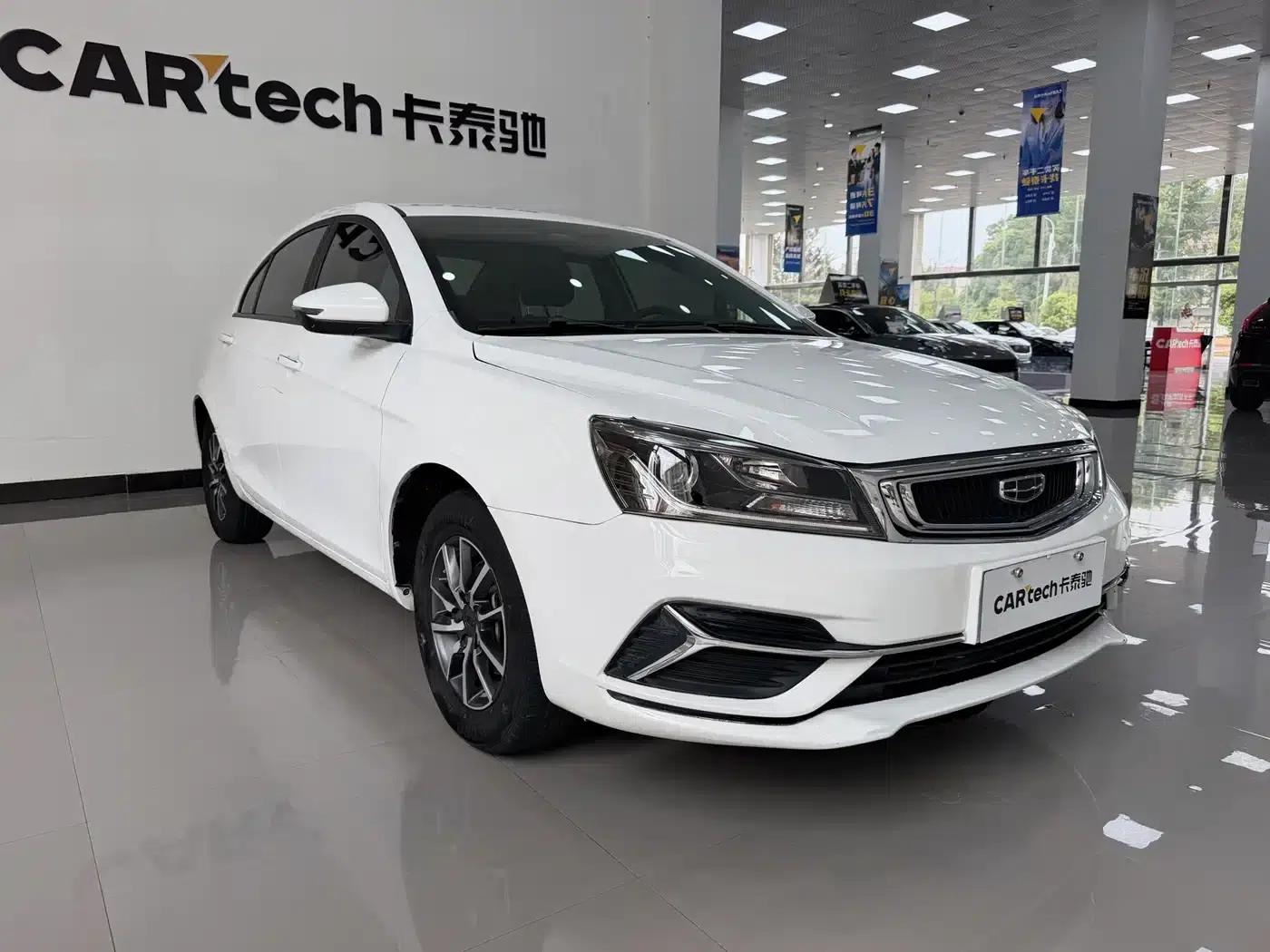 Geely Emgrand 2019 Leading Edition 1.5L CVT Luxury Model (National V Emission Standard) — миниатюра 3