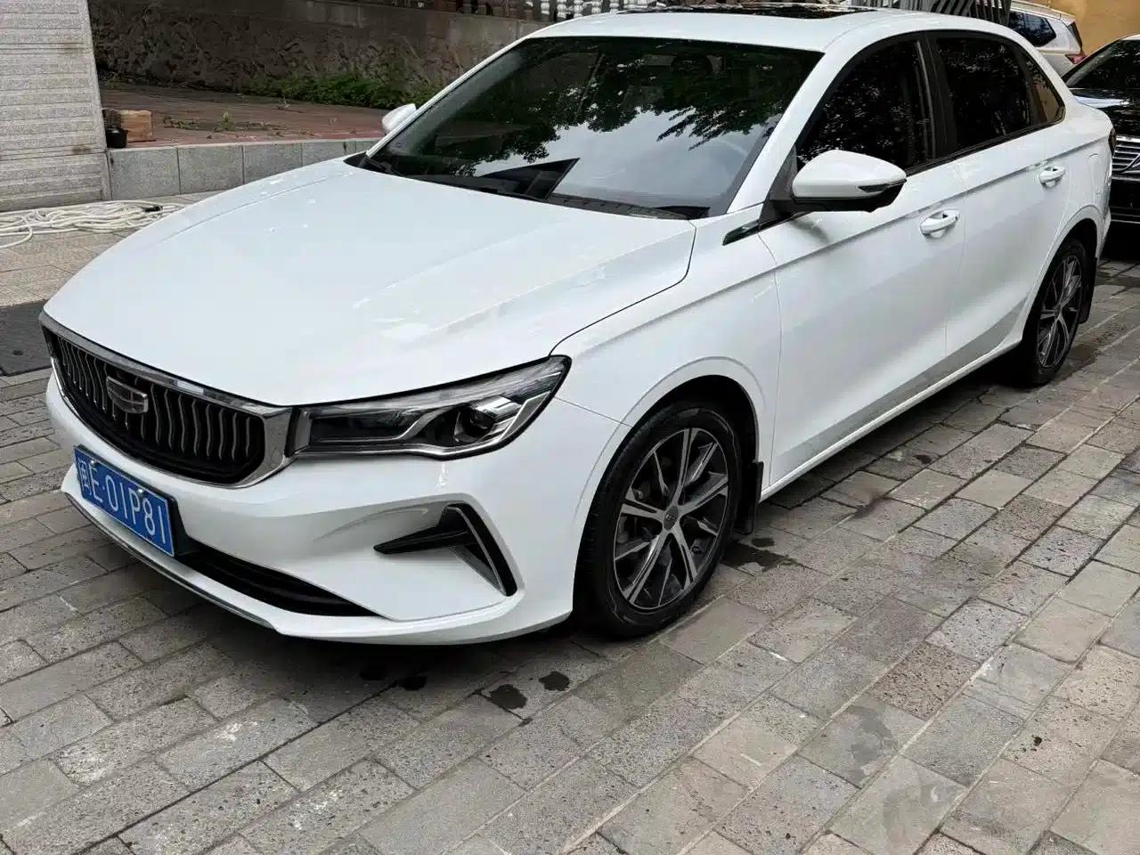 Geely Emgrand 2023 4th Generation Champion Edition 1.5L CVT Premium — миниатюра 1