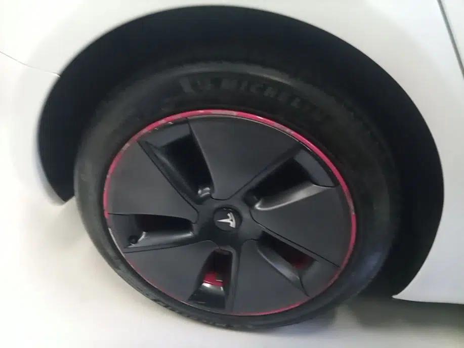 Tesla Model 3 2022 Rear-Wheel-Drive Version — миниатюра 11