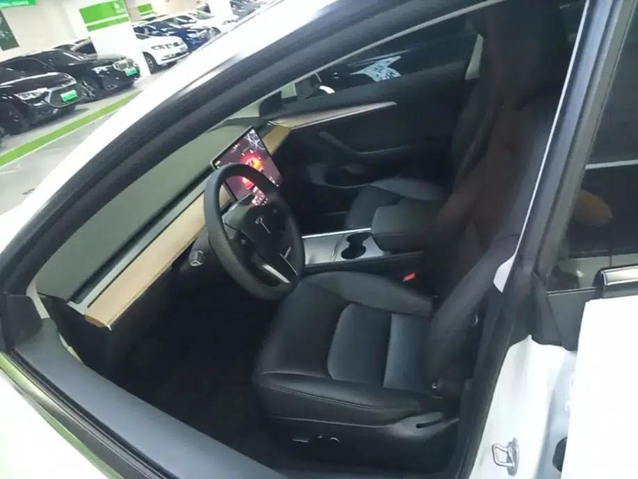Tesla Model 3 2022 Rear-Wheel-Drive Version — миниатюра 18