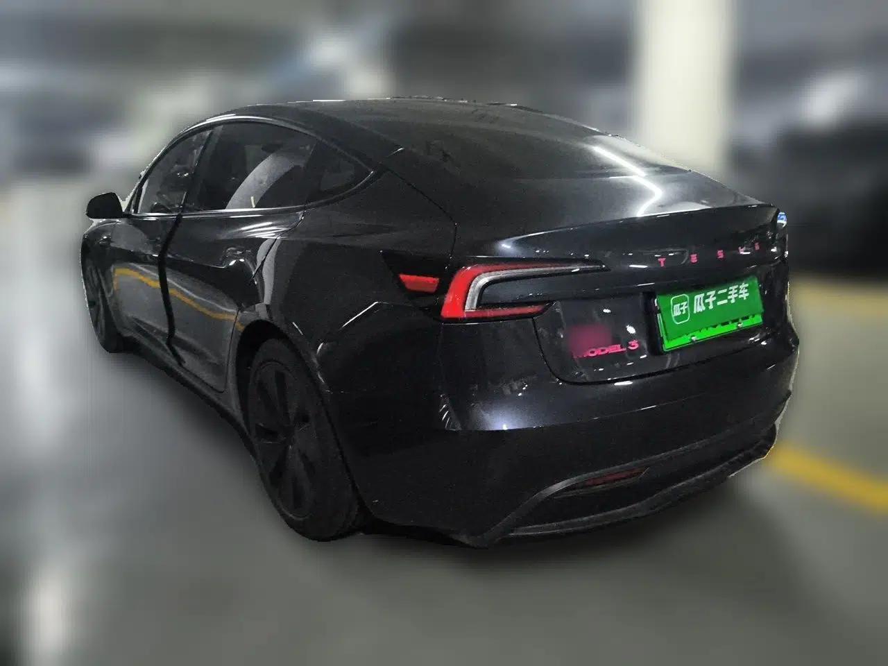 Tesla Model 3 2023 Rear-Wheel-Drive Version — миниатюра 4