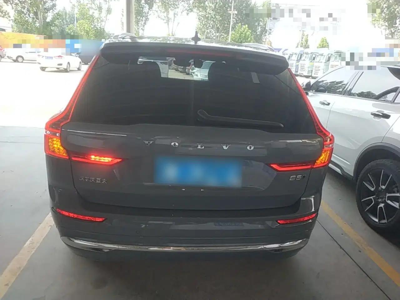 Volvo XC60 2023 B5 4x4 Smart Luxury Edition — миниатюра 5