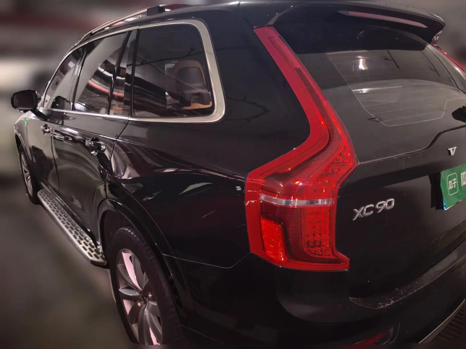 Volvo XC90 2018 T6 Zhiyi Edition 7-Seater — миниатюра 4