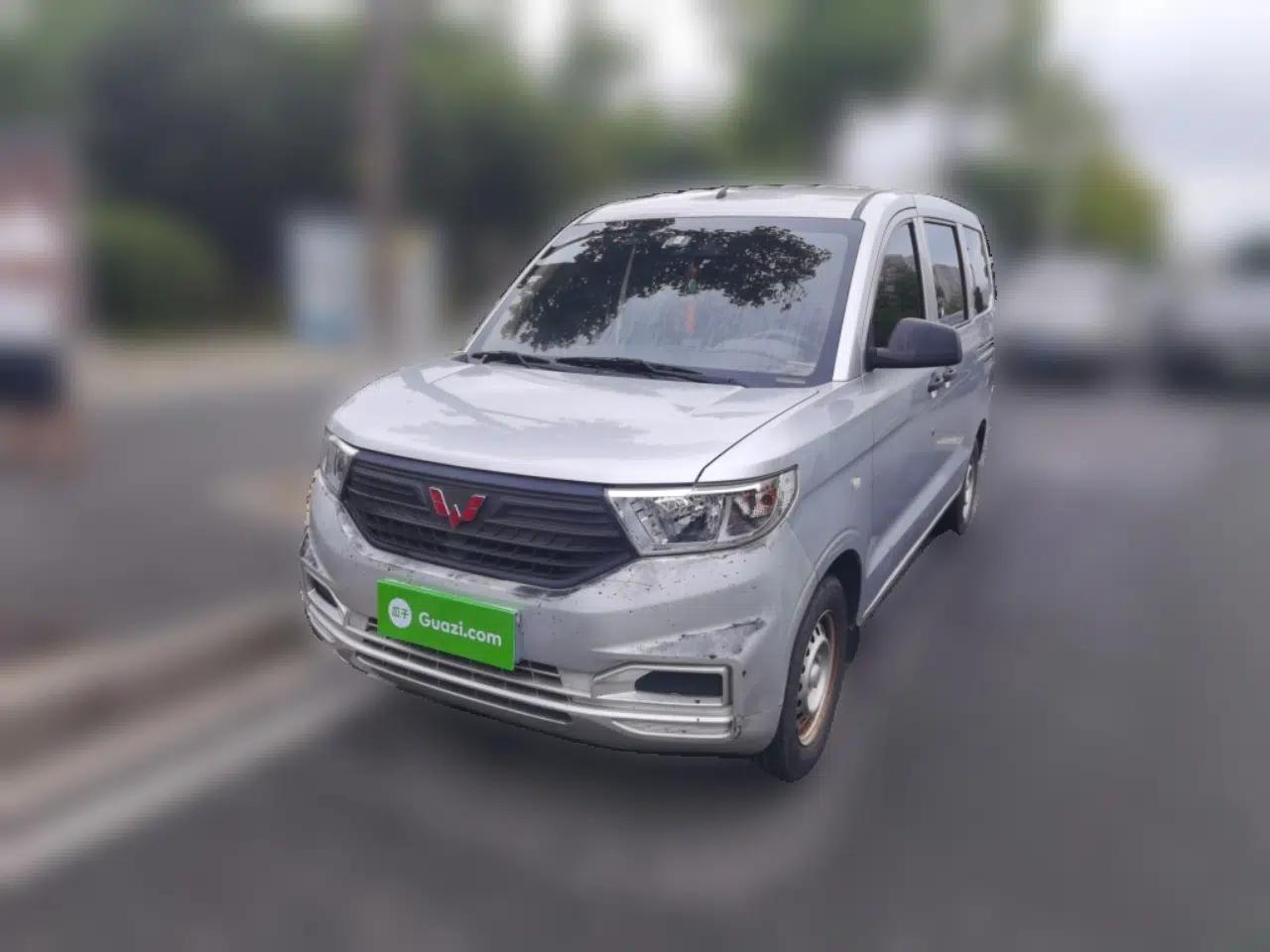 Wuling Hongguang V 2019 1.5L Jingqu Version China VI LAR — миниатюра 1