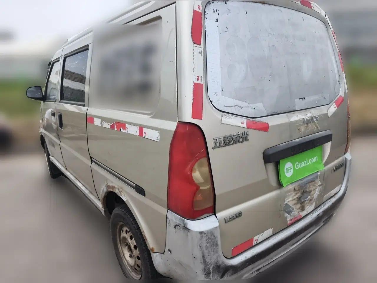Wuling Rongguang 2016 Wuling Rongguang, 1.2L, 5‑speed manual, cargo van — миниатюра 4