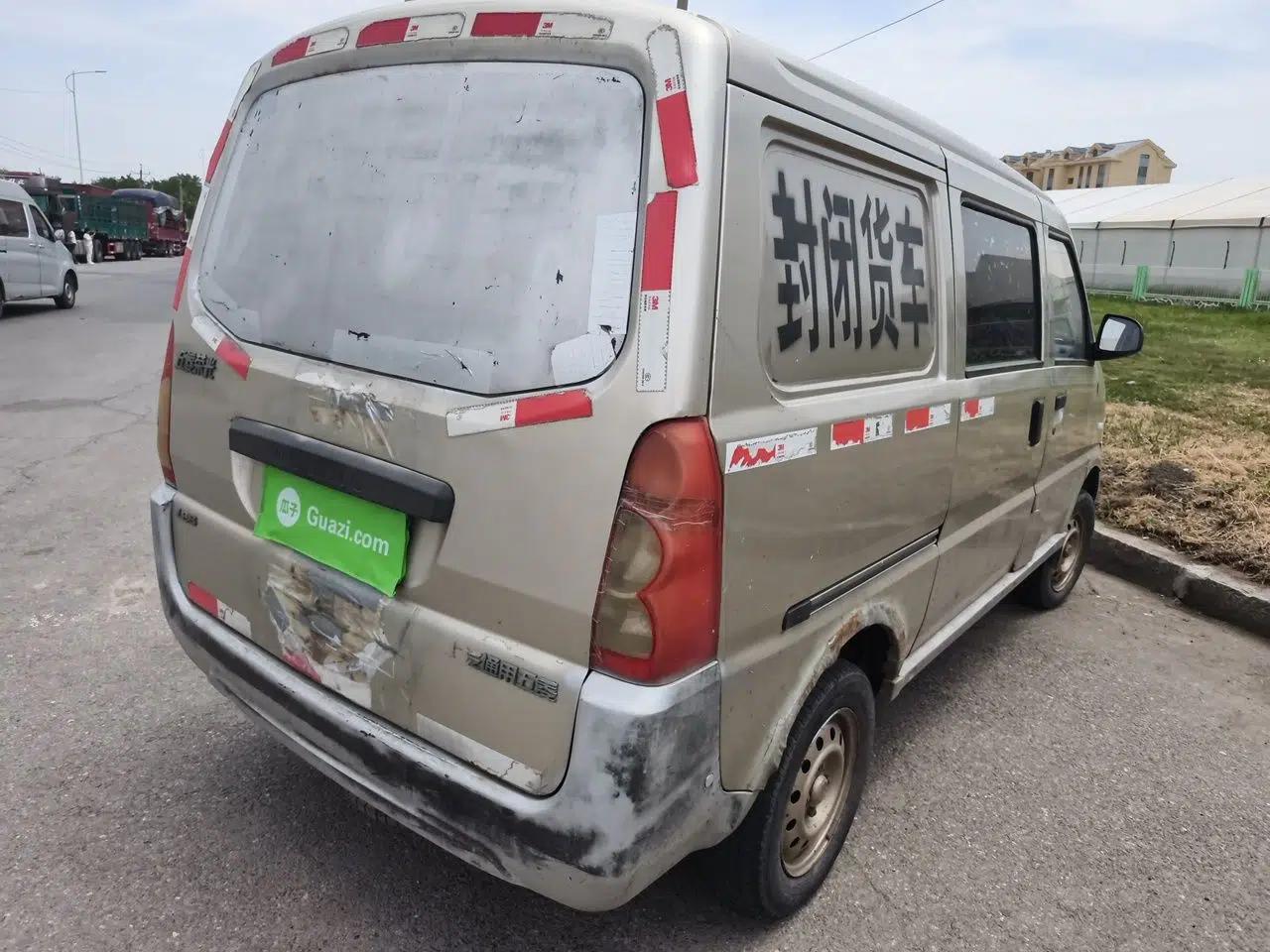 Wuling Rongguang 2016 Wuling Rongguang, 1.2L, 5‑speed manual, cargo van — миниатюра 6