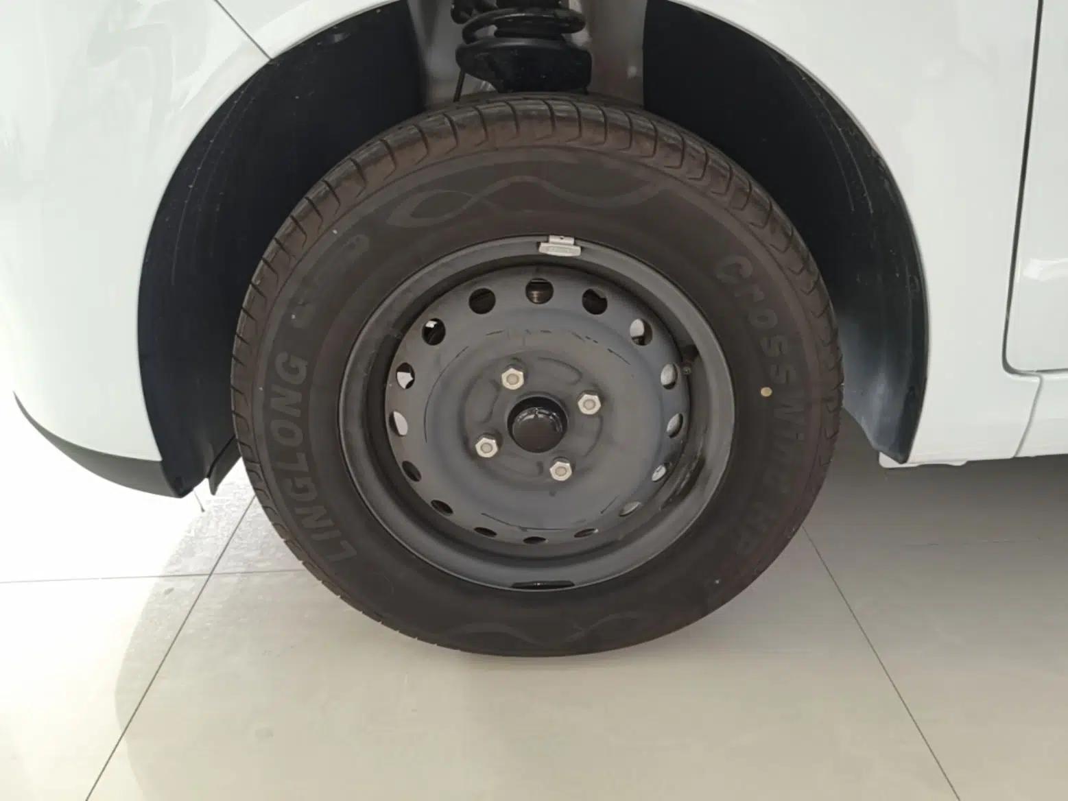 Wuling Hongguang New Energy 2024 All-Electric Model 300KM Standard Version — миниатюра 10