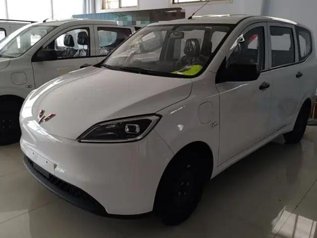 Wuling Hongguang New Energy 2024 All-Electric Model 300KM Standard Version