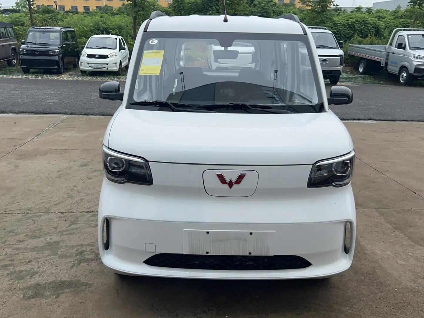 Wuling Zhiguang New Energy 2025 Comfort Model — миниатюра 2