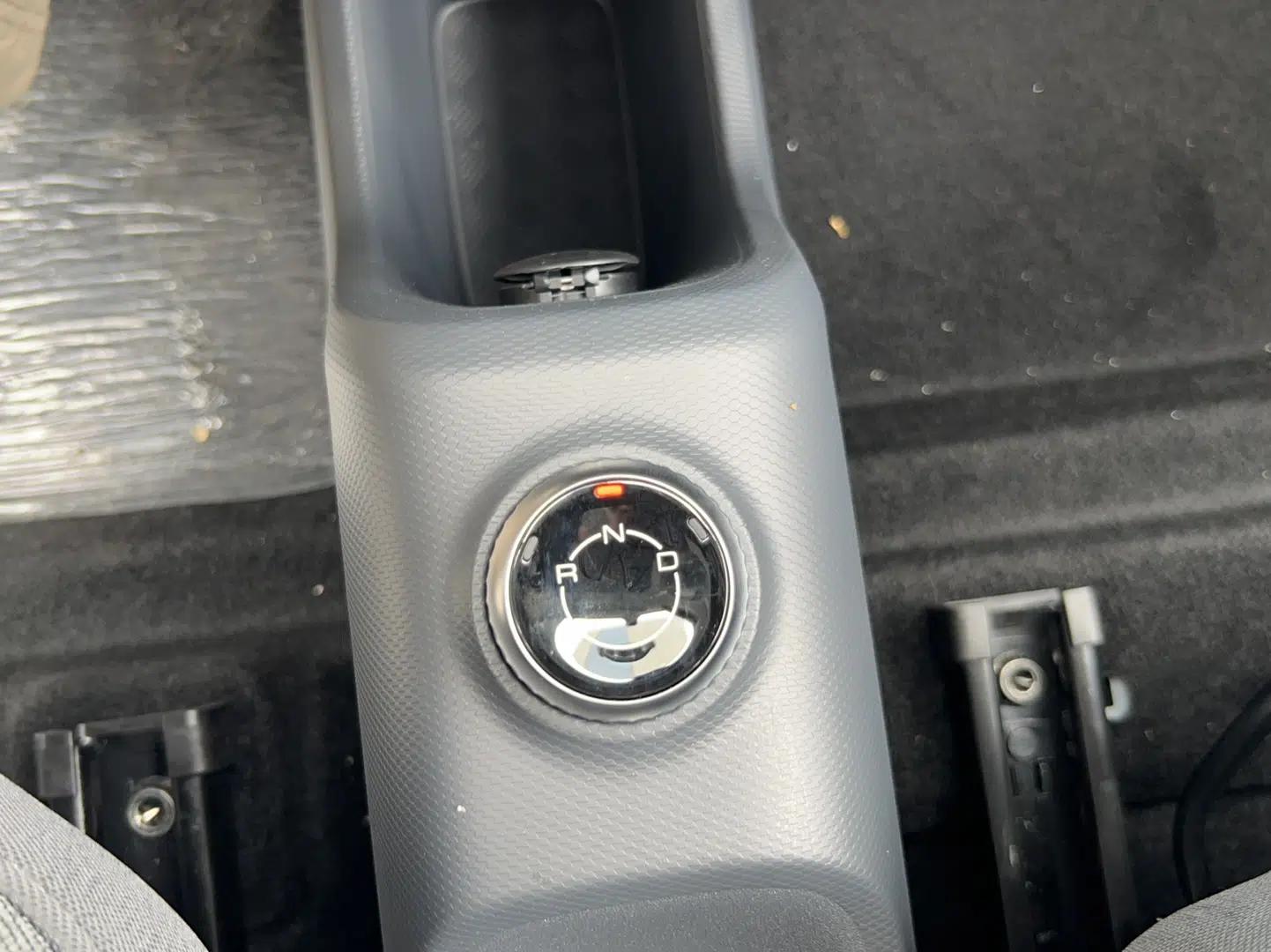 Wuling Zhiguang New Energy 2025 Comfort Model — миниатюра 17