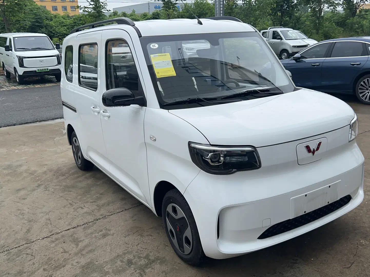 Wuling Zhiguang New Energy 2025 Comfort Model — миниатюра 3