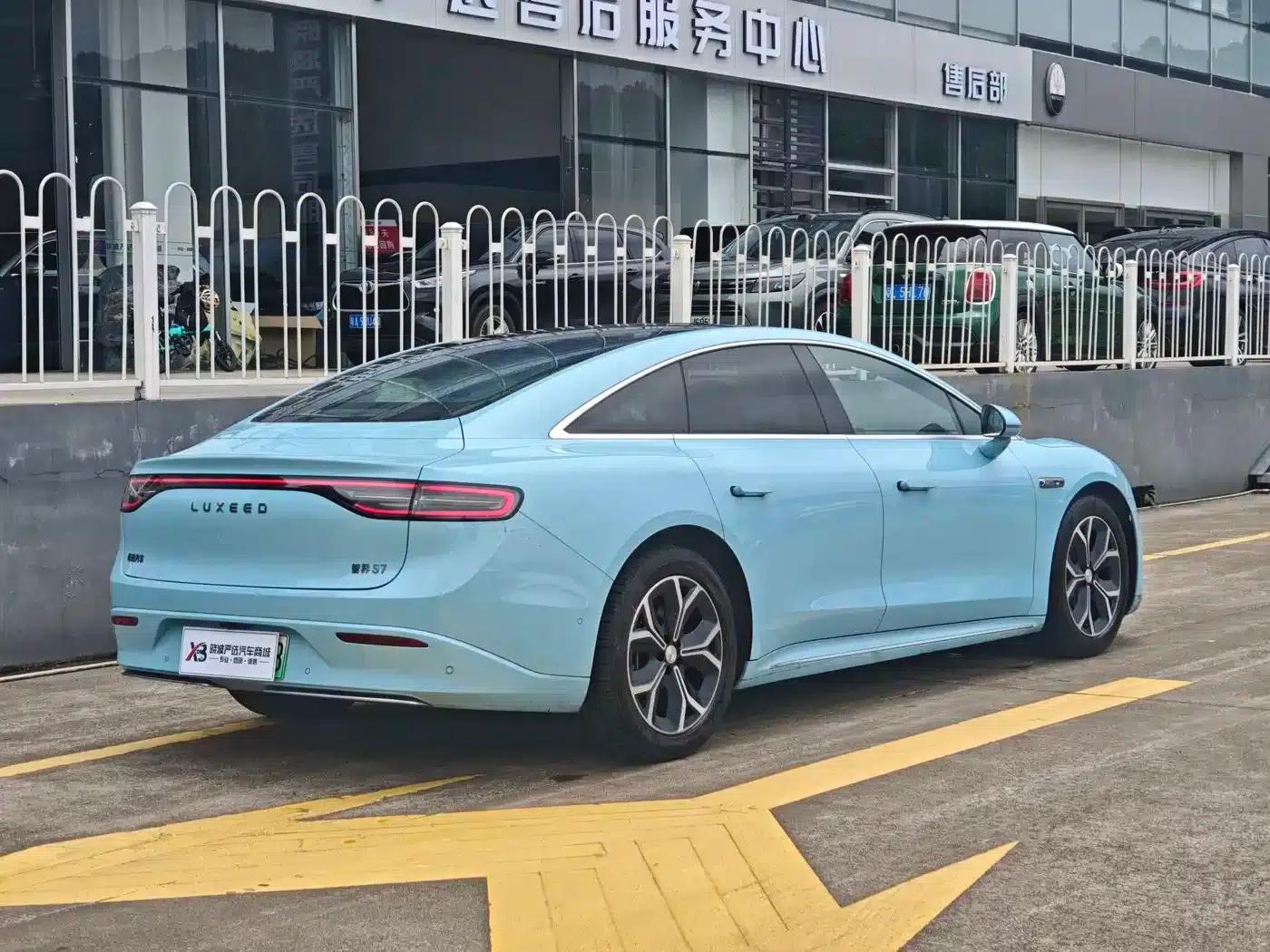 Zhijie S7 2024 Pro Rear-Wheel Drive Long-Range Edition — миниатюра 5