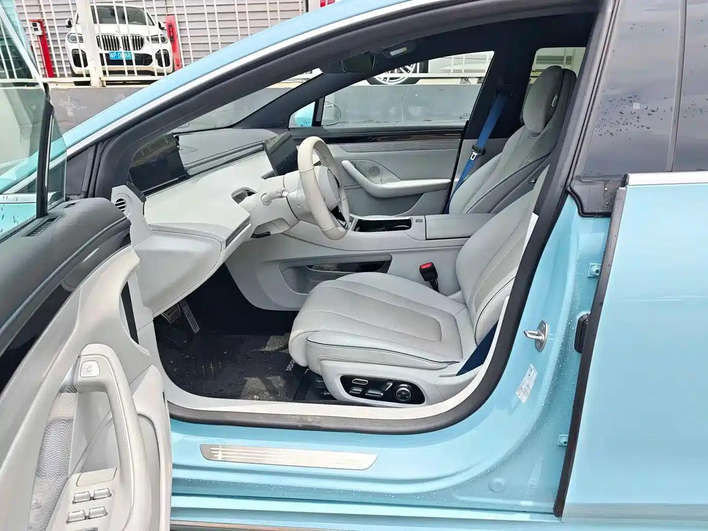 Zhijie S7 2024 Pro Rear-Wheel Drive Long-Range Edition — миниатюра 8