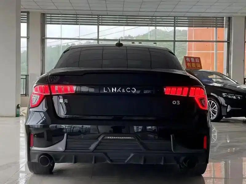 Lynk & Co 03 2019 1.5TD DCT Pro Edition — миниатюра 5