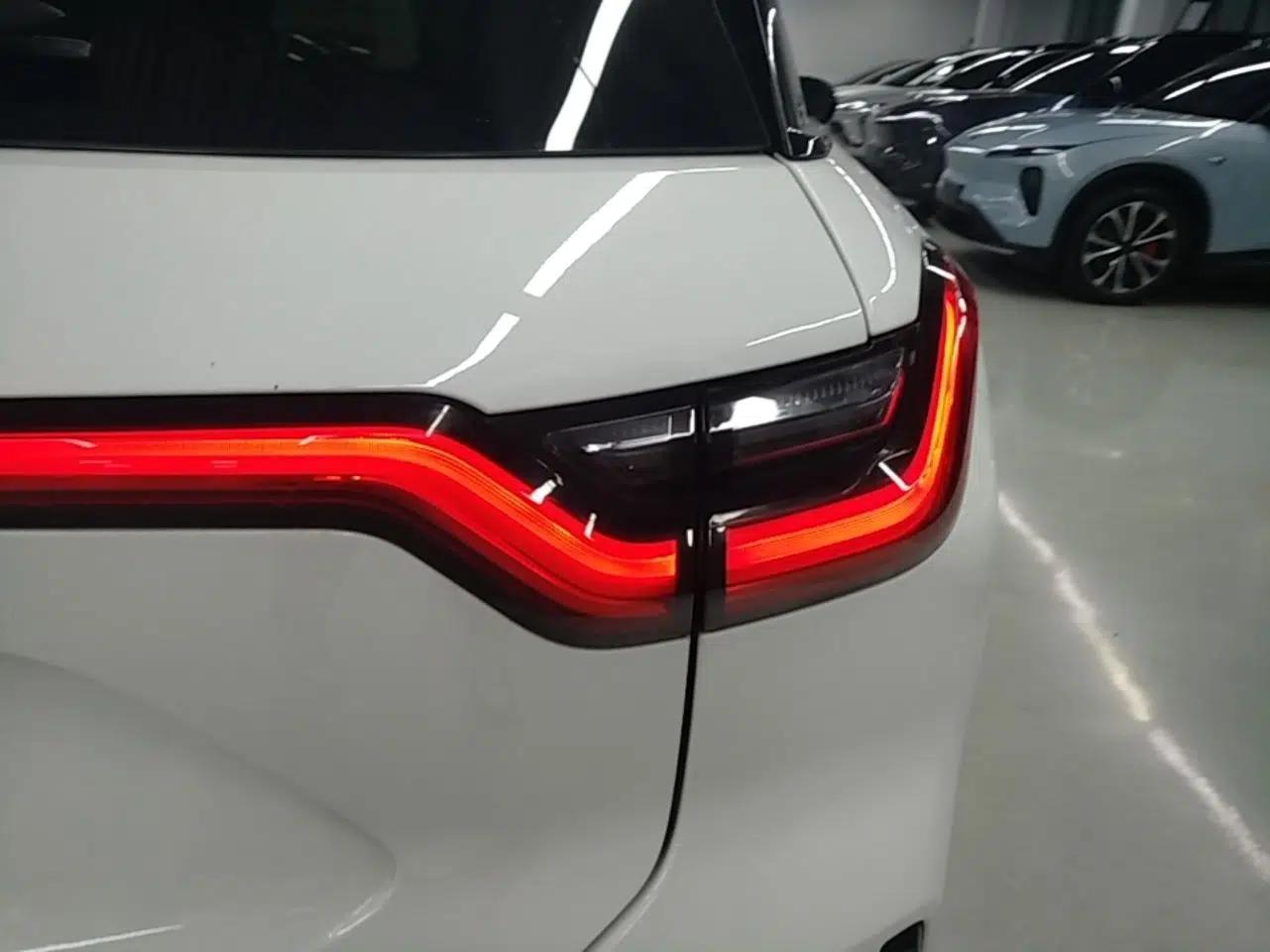 Nio ES6 2020 420 km Sport Edition — миниатюра 9