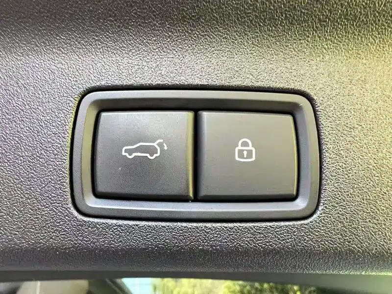 Li Auto L8 2023 Air Edition — миниатюра 8