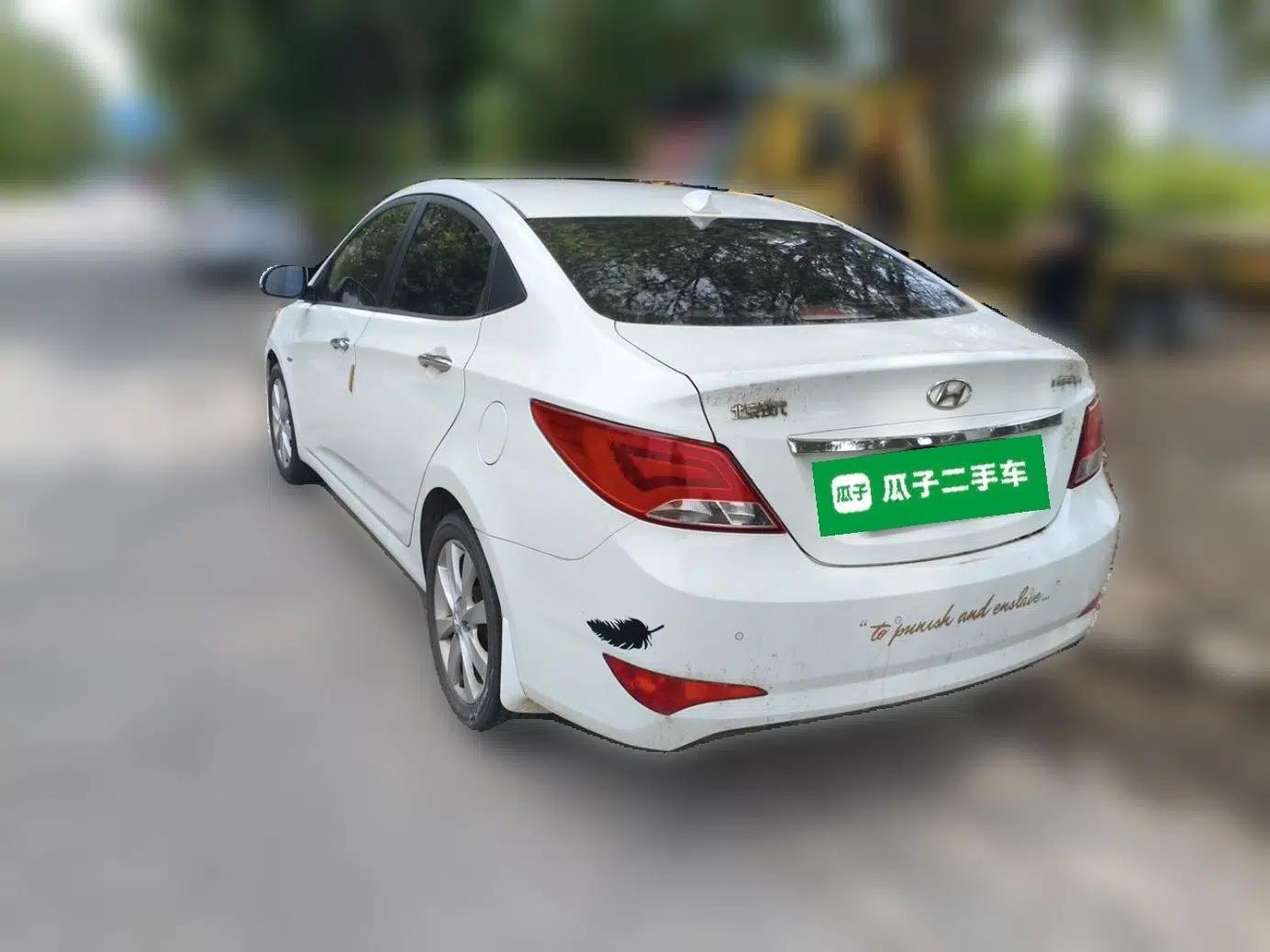Hyundai Verna (older generation) 2014 1.4L Manual Top-Tier Model TOP — миниатюра 4