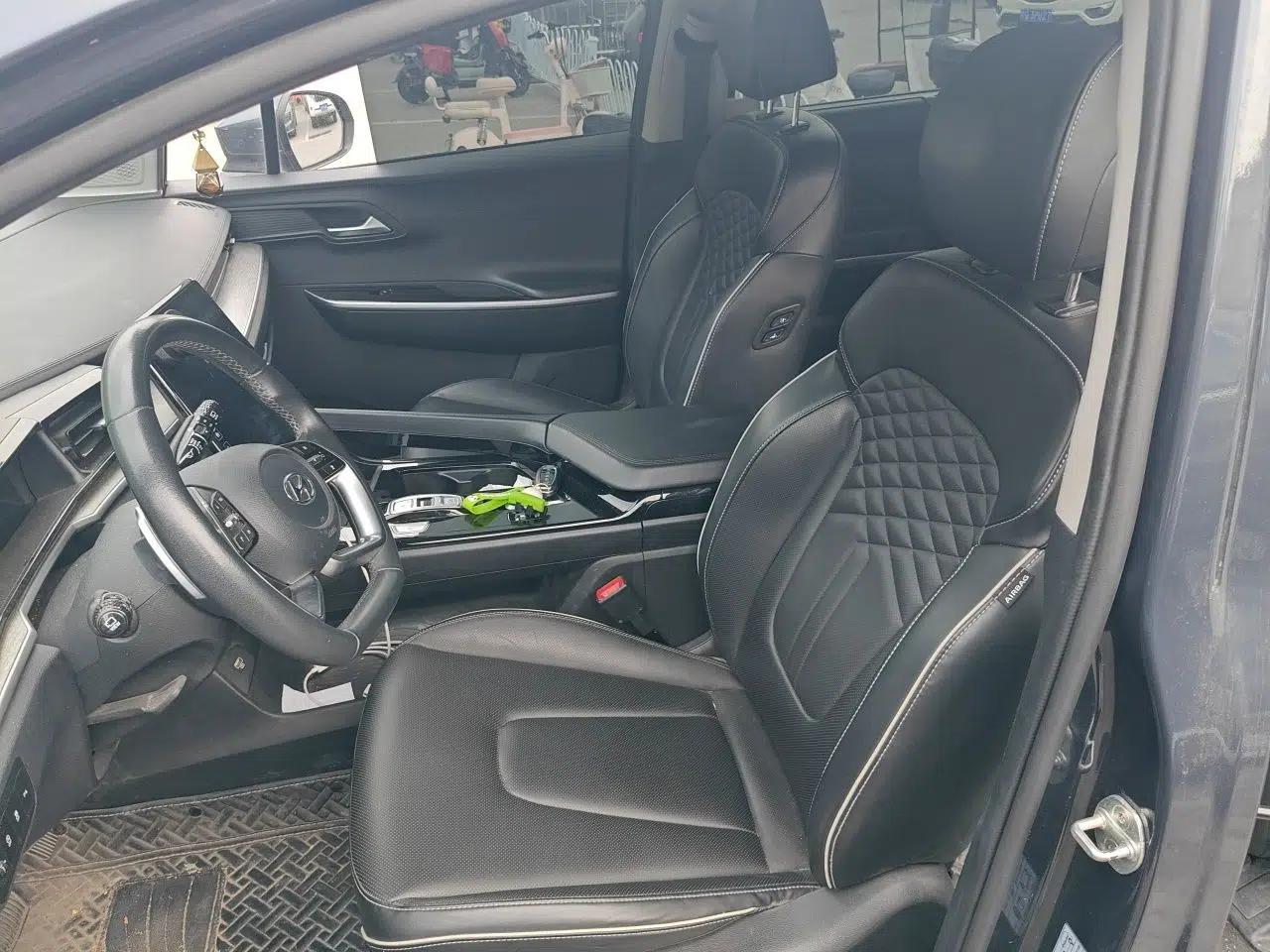 Hyundai Custo 2021 380TGDi Smart Love Flagship Edition TOP Premium — миниатюра 15