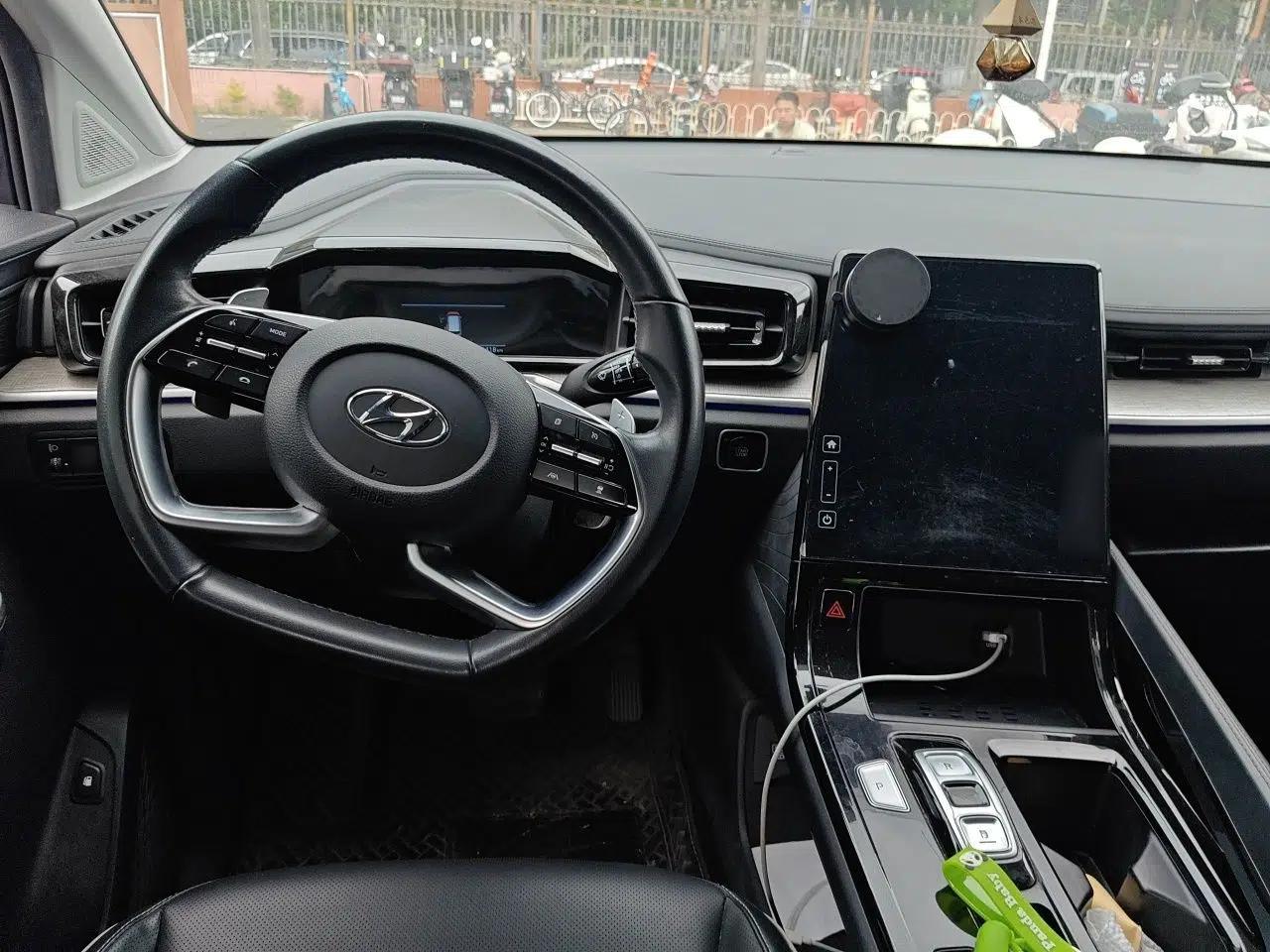 Hyundai Custo 2021 380TGDi Smart Love Flagship Edition TOP Premium — миниатюра 9