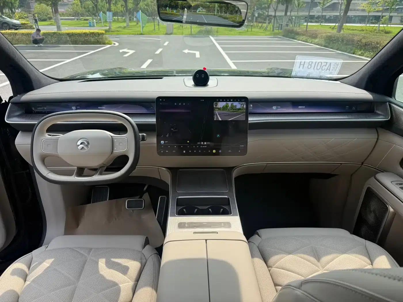 NIO ES9 2026 Model 102kWh Executive Island Signature Edition — миниатюра 16
