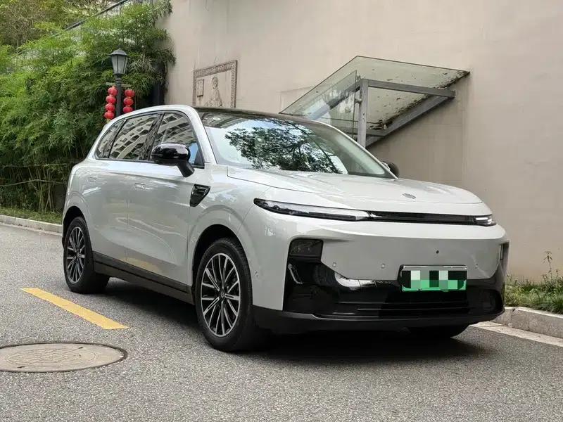 Leapmotor B10 2025 Model 510 Enjoy Edition — миниатюра 3