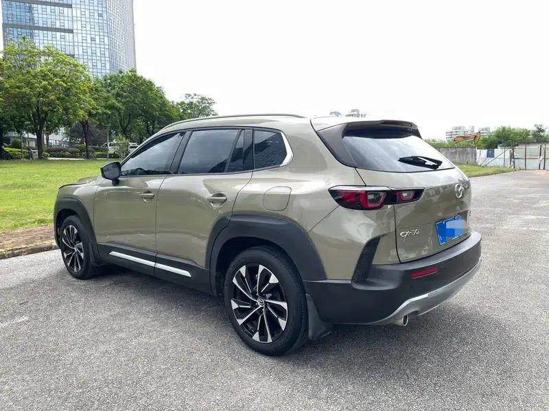 Mazda CX-50 2023 2.5L Automatic Premium Edition — миниатюра 4