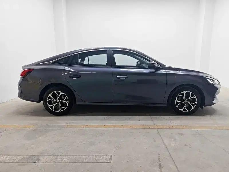 MG5 2021 Facelift 180DVVT CVT Youth Luxury Edition — миниатюра 8