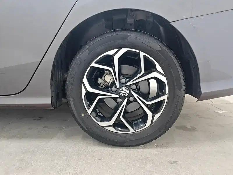 MG5 2021 Facelift 180DVVT CVT Youth Luxury Edition — миниатюра 9